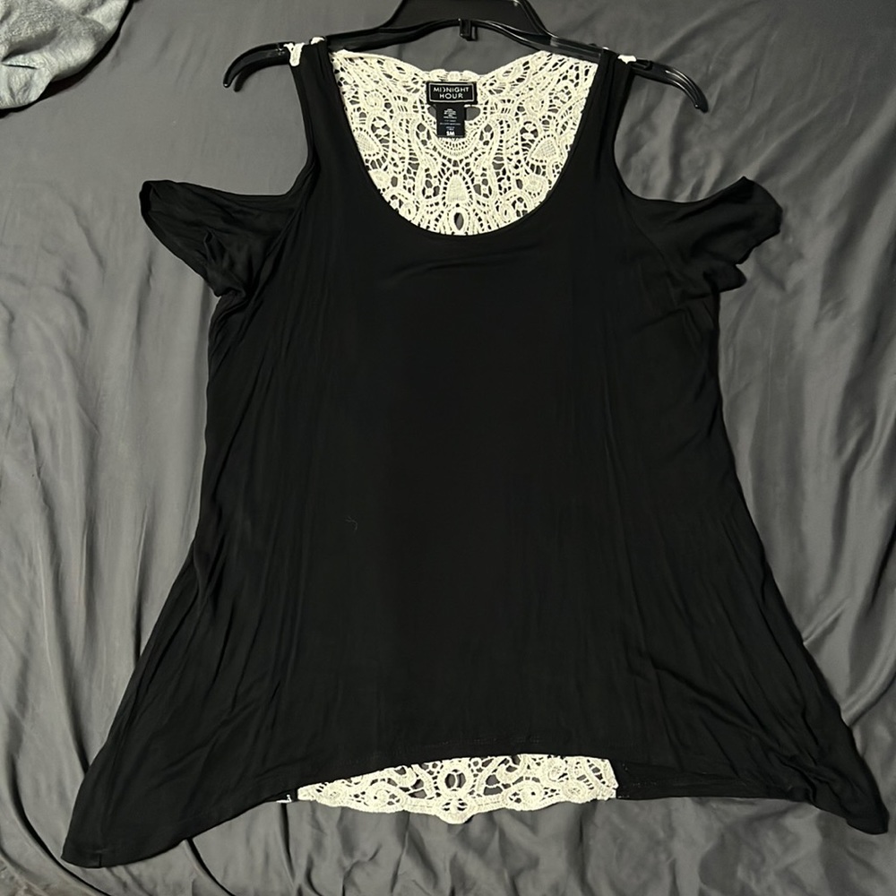 Hot Topic Midnight Hour Black Cold Shoulder Tank w/ Crotched Back Size Small